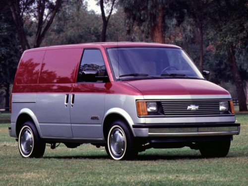 Характеристики цельнометаллического фургона Chevrolet Astro 2.5 MT Astro Cargo Van 4-gears (03.1984 - 05.1989): фото, размеры, грузоподъемность, масса, скорость, двигатель, топливо, отзывы