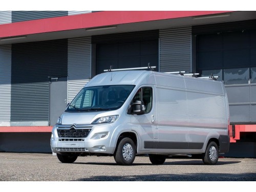 Характеристики грузового фургона Citroen Jumper 2.2 HDi MT L4H2MC11 4т (12.2021 - н.в.): фото, размеры, грузоподъемность, масса, скорость, двигатель, топливо, отзывы