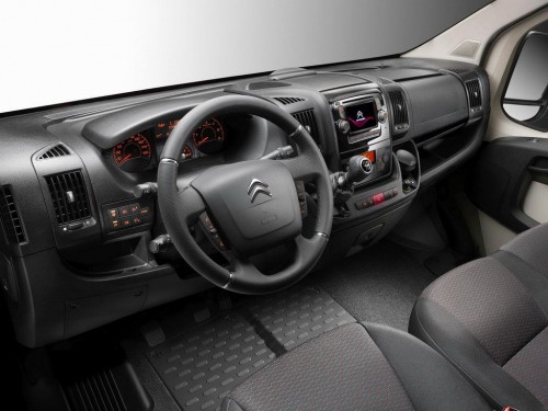 Характеристики грузового фургона Citroen Jumper 2.2 HDi MT L4H2MC11 4т (12.2021 - н.в.): фото, размеры, грузоподъемность, масса, скорость, двигатель, топливо, отзывы