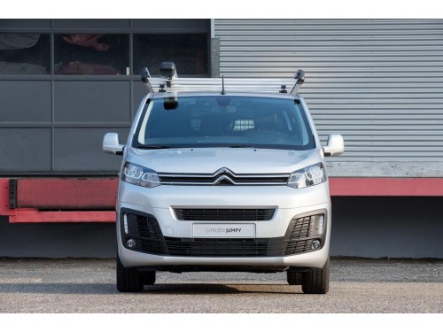 Характеристики грузового фургона Citroen Jumpy 1.6 HDi MT L2 Standart 3т (03.2016 - 05.2019): фото, размеры, грузоподъемность, масса, скорость, двигатель, топливо, отзывы