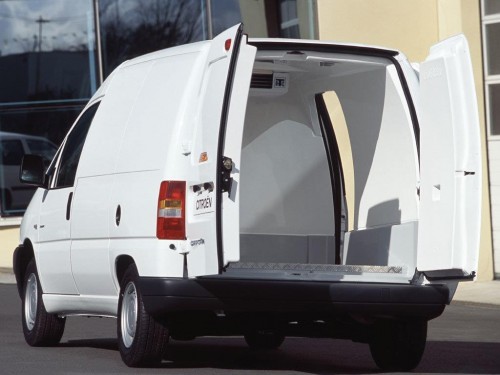 Характеристики грузового фургона Citroen Jumpy 1.9 TD MT Standart/Comfort (10.1995 - 02.2004): фото, размеры, грузоподъемность, масса, скорость, двигатель, топливо, отзывы