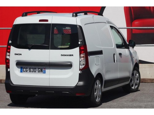 Характеристики грузового фургона Dacia Dokker 1.6 MPI 85 MT Dokker (11.2012 - 06.2015): фото, размеры, грузоподъемность, масса, скорость, двигатель, топливо, отзывы