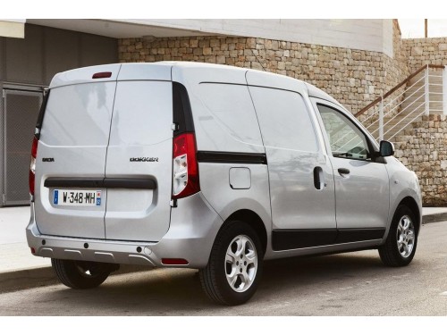 Характеристики грузового фургона Dacia Dokker 1.6 SCe 100 MT Essentiel (07.2015 - 12.2017): фото, размеры, грузоподъемность, масса, скорость, двигатель, топливо, отзывы