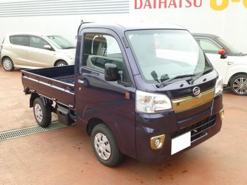 Характеристики грузового автомобиля Daihatsu Hijet Truck 660 High Roof 3-Way (05.2018 - 09.2019): фото, грузоподъемность, масса, скорость, двигатель, топливо, отзывы