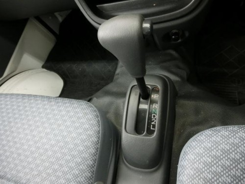 Характеристики грузового автомобиля Daihatsu Hijet Truck 660 Jumbo 3-way (08.2010 - 08.2014): фото, грузоподъемность, масса, скорость, двигатель, топливо, отзывы