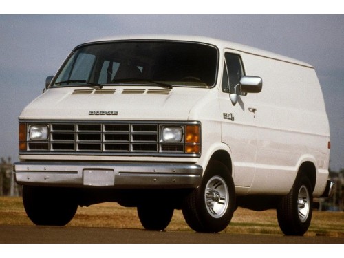 Характеристики грузового фургона Dodge Ram Van 3.9 MT 150 SWB Van 2.4t. (05.1986 - 04.1991): фото, размеры, грузоподъемность, масса, скорость, двигатель, топливо, отзывы