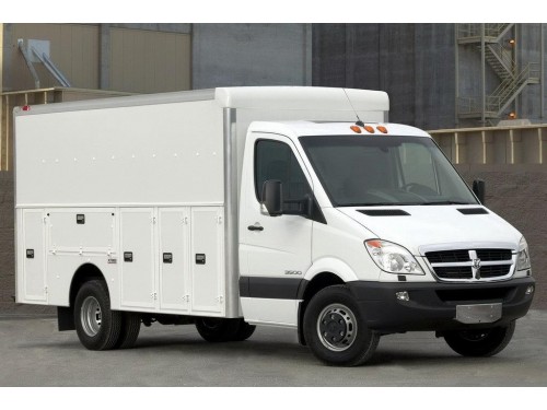 Характеристики тягача Dodge Sprinter 3.0 CDI AT 3500 DW 144" (09.2006 - 05.2010): фото, размеры, грузоподъемность, масса, скорость, двигатель, топливо, отзывы