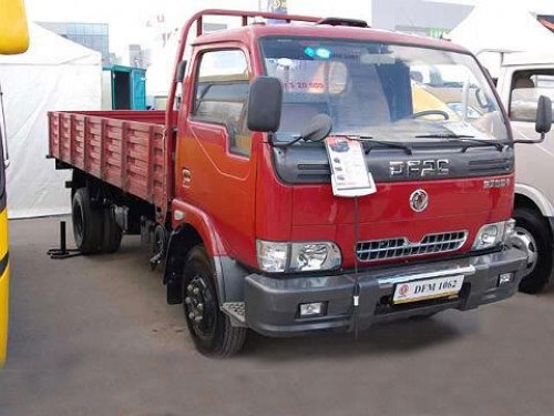 Характеристики бортового грузовика Dongfeng DFA-Series 3.9 MT 1062 (01.2007 - 01.2010): фото, грузоподъемность, масса, скорость, двигатель, топливо, отзывы