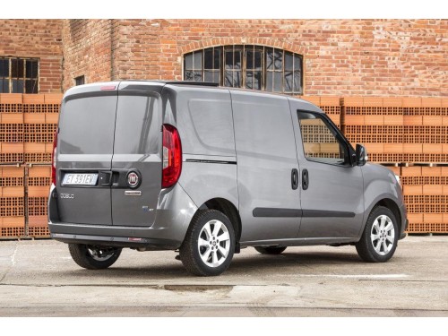 Характеристики минивэна Fiat Doblo 1.4 MT LWB Cargo Maxi (02.2018 - н.в.): фото, места, вместимость, скорость, двигатель, топливо, отзывы
