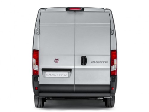 Характеристики грузового фургона Fiat Ducato 2.3 TD MT MWB H1 2.5t (03.2014 - 12.2019): фото, размеры, грузоподъемность, масса, скорость, двигатель, топливо, отзывы