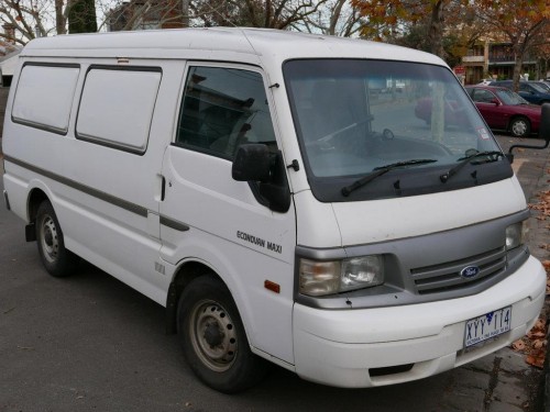 Характеристики цельнометаллического фургона Ford Econovan 2.0 MT Econovan LWB (06.1999 - 09.2005): фото, размеры, грузоподъемность, масса, скорость, двигатель, топливо, отзывы