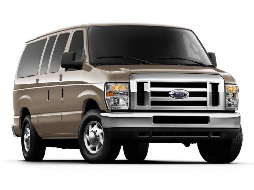 Характеристики минивэна Ford E-Series 5.4 AT E-150 XLT (04.2007 - 05.2014): фото, места, вместимость, скорость, двигатель, топливо, отзывы