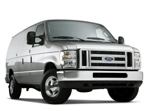 Характеристики грузового фургона Ford E-Series 5.4 AT E-150 (04.2007 - 05.2014): фото, размеры, грузоподъемность, масса, скорость, двигатель, топливо, отзывы