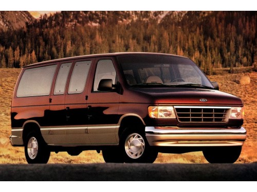 Характеристики минивэна Ford Econoline 7.3 TD AT E-350 Super Duty XLT Extended (04.1993 - 04.1997): фото, места, вместимость, скорость, двигатель, топливо, отзывы