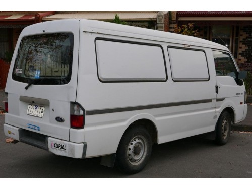 Характеристики цельнометаллического фургона Ford Econovan 2.2D MT Econovan MWB (06.1999 - 09.2005): фото, размеры, грузоподъемность, масса, скорость, двигатель, топливо, отзывы