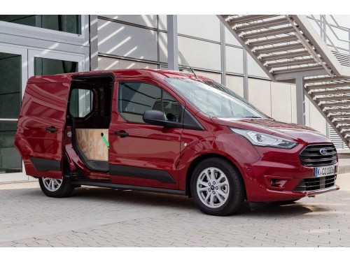 Характеристики грузового фургона Ford Transit Connect 1.5 TDCi AT L1 200 Basis (09.2018 - н.в.): фото, размеры, грузоподъемность, масса, скорость, двигатель, топливо, отзывы