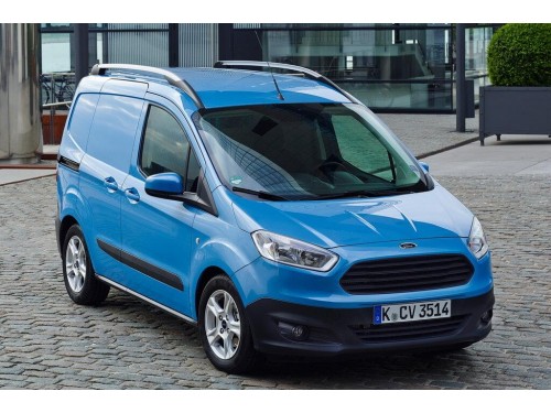 Характеристики цельнометаллического фургона Ford Transit Courier 1.5 TDCi MT Basis (05.2015 - 04.2018): фото, размеры, грузоподъемность, масса, скорость, двигатель, топливо, отзывы