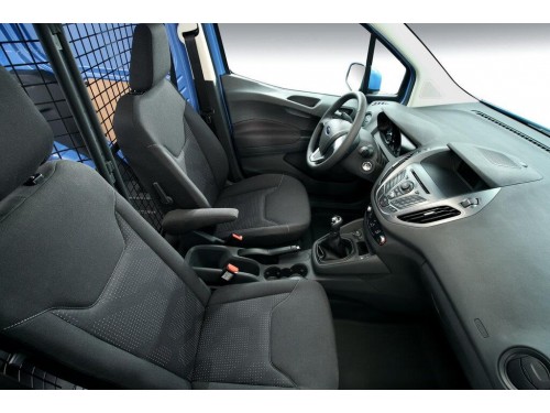 Характеристики цельнометаллического фургона Ford Transit Courier 1.5 TDCi MT Basis (05.2015 - 04.2018): фото, размеры, грузоподъемность, масса, скорость, двигатель, топливо, отзывы