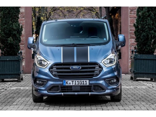 Характеристики грузового фургона Ford Transit Custom 2.2 MT FWD L1 H1 330 (09.2019 - 02.2021): фото, размеры, грузоподъемность, масса, скорость, двигатель, топливо, отзывы