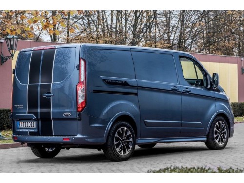 Характеристики грузового фургона Ford Transit Custom 2.2 MT FWD L1 H1 330 (09.2019 - 02.2021): фото, размеры, грузоподъемность, масса, скорость, двигатель, топливо, отзывы