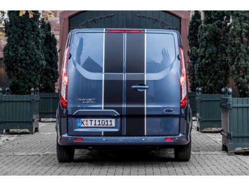 Характеристики грузового фургона Ford Transit Custom 2.2 MT FWD L1 H1 330 (09.2019 - 02.2021): фото, размеры, грузоподъемность, масса, скорость, двигатель, топливо, отзывы