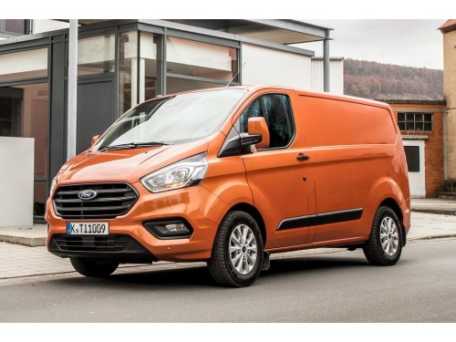 Характеристики грузового фургона Ford Transit Custom 2.2 MT FWD L2 H1 330 (09.2019 - 02.2021): фото, размеры, грузоподъемность, масса, скорость, двигатель, топливо, отзывы