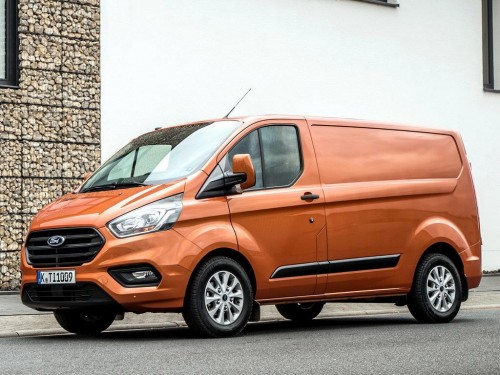 Характеристики грузового фургона Ford Transit Custom 2.2 MT FWD L1 H1 250 (09.2019 - 02.2021): фото, размеры, грузоподъемность, масса, скорость, двигатель, топливо, отзывы