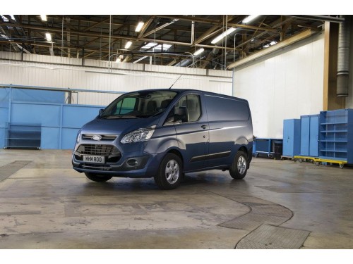 Характеристики грузового фургона Ford Transit Custom 2.2 MT FWD L1 H1 250 (08.2018 - 08.2019): фото, размеры, грузоподъемность, масса, скорость, двигатель, топливо, отзывы