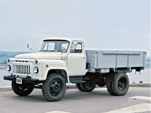 Характеристики бортового грузовика ГАЗ 52 3.5 MT Короткая база (04.1975 - 01.1989): фото, грузоподъемность, масса, скорость, двигатель, топливо, отзывы