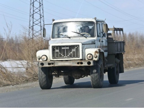 Характеристики бортового грузовика ГАЗ 3325 4.8 MT Егерь-2 Длинная база (01.2003 - 01.2020): фото, грузоподъемность, масса, скорость, двигатель, топливо, отзывы