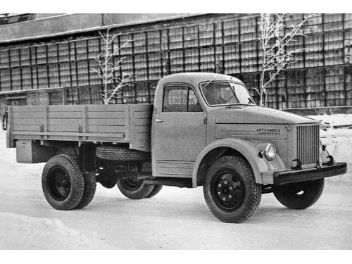 Характеристики бортового грузовика ГАЗ 51 3.5 MT (06.1946 - 04.1955): фото, грузоподъемность, масса, скорость, двигатель, топливо, отзывы