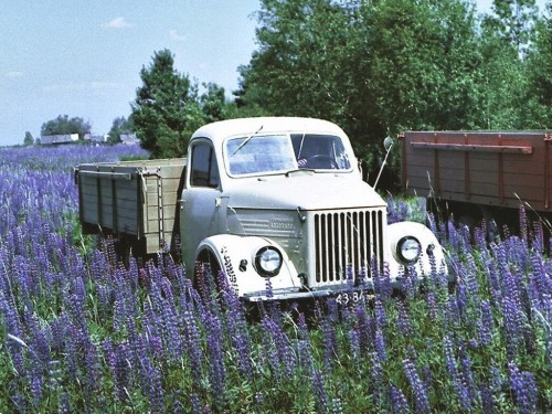 Характеристики бортового грузовика ГАЗ 51 3.5 MT Газ (01.1954 - 12.1954): фото, грузоподъемность, масса, скорость, двигатель, топливо, отзывы