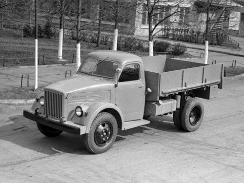 Характеристики бортового грузовика ГАЗ 51 3.5 MT Грузопассажирское такси (05.1955 - 04.1975): фото, грузоподъемность, масса, скорость, двигатель, топливо, отзывы