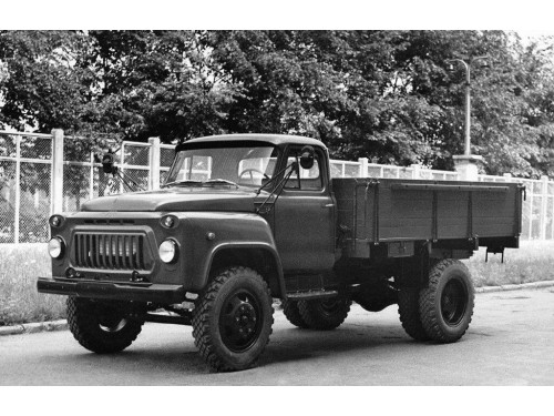 Характеристики бортового грузовика ГАЗ 52 3.5 MT Грузовое такси (04.1975 - 01.1989): фото, грузоподъемность, масса, скорость, двигатель, топливо, отзывы