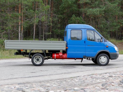 Характеристики бортового грузовика ГАЗ ГАЗель 2.8 MT ГАЗ-172494 Удлиненное шасси, тент 2+1 (01.2019 - н.в.): фото, грузоподъемность, масса, скорость, двигатель, топливо, отзывы
