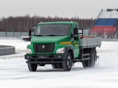 Характеристики бортового грузовика ГАЗ ГАЗон Некст 3.7 MT Укороченное шасси C41R11 (09.2014 - 12.2016): фото, грузоподъемность, масса, скорость, двигатель, топливо, отзывы