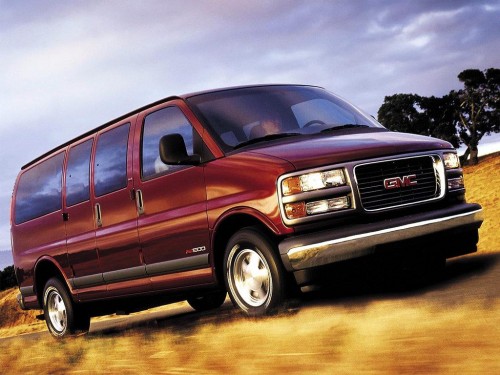 Характеристики минивэна GMC Savana 8.1 AT 3500 Series SWB (01.1996 - 01.2002): фото, места, вместимость, скорость, двигатель, топливо, отзывы