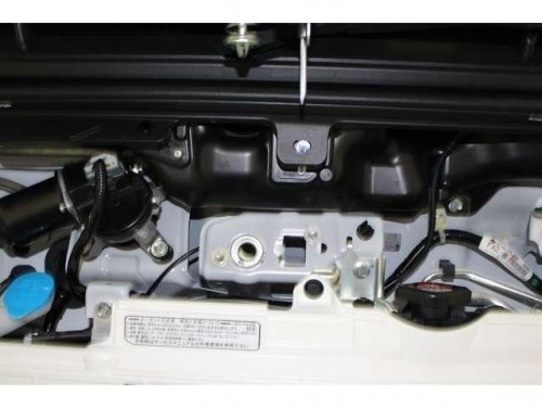 Характеристики грузового автомобиля Honda Acty Truck 660 STD (03.2015 - 04.2021): фото, грузоподъемность, масса, скорость, двигатель, топливо, отзывы