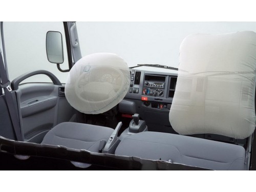 Характеристики тягача Isuzu Elf 5.2 SAT 4x2 Long 7.5т (03.2021 - н.в.): фото, размеры, грузоподъемность, масса, скорость, двигатель, топливо, отзывы