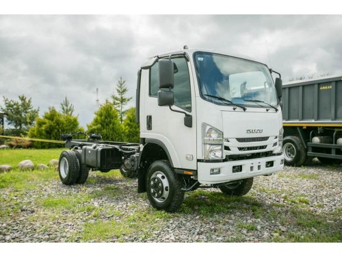 Характеристики тягача Isuzu Elf 5.2 SAT 4x2 Normal 9.5т (03.2021 - н.в.): фото, размеры, грузоподъемность, масса, скорость, двигатель, топливо, отзывы