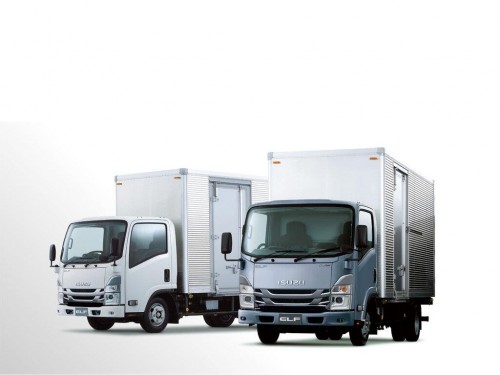 Характеристики грузового автомобиля Isuzu Elf 3.0 Double Cab Standard Cabin Standard Body Full Flat Low 1.9t SG 4WD (03.2021 - н.в.): фото, грузоподъемность, масса, скорость, двигатель, топливо, отзывы