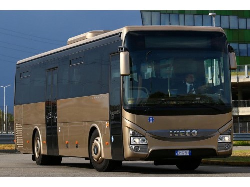 Характеристики автобуса Iveco Crossway 8.7 AT4 Line/Pop/Pro 12.1 (03.2013 - н.в.): фото, места, схема, вместимость, скорость, двигатель, топливо, масса, отзывы