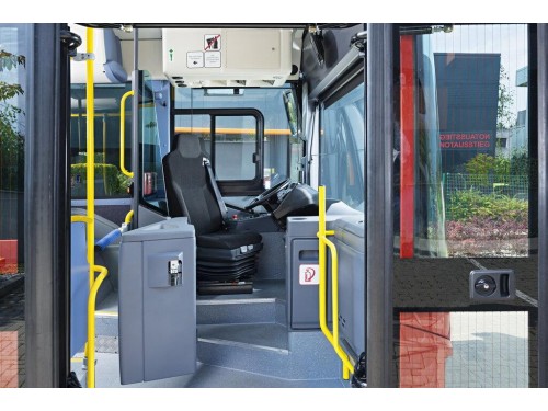 Характеристики автобуса Iveco Crossway 8.7 MT Pro 10.8 (03.2013 - н.в.): фото, места, схема, вместимость, скорость, двигатель, топливо, масса, отзывы