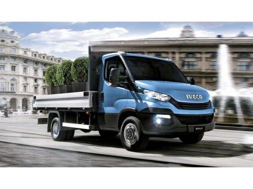 Характеристики грузового автомобиля Iveco Daily 2.3 AT 3450 (07.2014 - н.в.): фото, грузоподъемность, масса, скорость, двигатель, топливо, отзывы