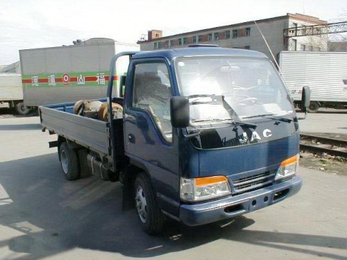 Характеристики грузового автомобиля JAC HFC 1040K 3.2 MT (05.2005 - 06.2006): фото, грузоподъемность, масса, скорость, двигатель, топливо, отзывы