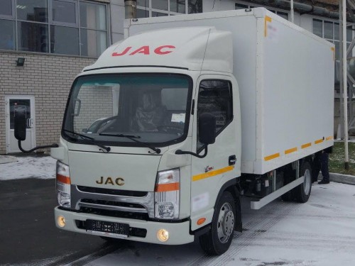 Характеристики тягача JAC N56 2.8D MT (07.2014 - 03.2016): фото, размеры, грузоподъемность, масса, скорость, двигатель, топливо, отзывы