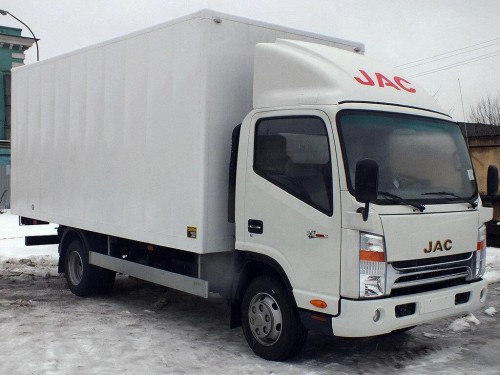 Характеристики тягача JAC N75 3.8 MT LC6T55 (03.2014 - 10.2019): фото, размеры, грузоподъемность, масса, скорость, двигатель, топливо, отзывы