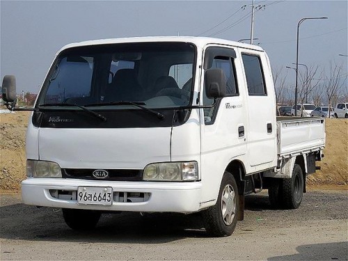 Характеристики грузового автомобиля Kia Bongo 3.0 MT Standard Cab (04.1997 - 11.1999): фото, грузоподъемность, масса, скорость, двигатель, топливо, отзывы