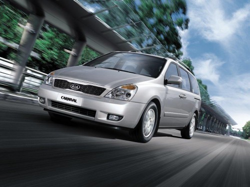 Характеристики автобуса Kia Grand Carnival 3.5 AT GLX (01.2010 - 06.2014): фото, места, схема, вместимость, скорость, двигатель, топливо, масса, отзывы