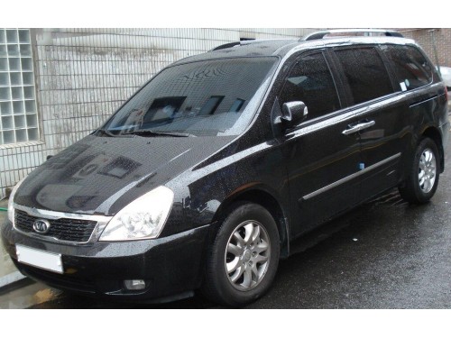 Характеристики автобуса Kia Grand Carnival 3.5 AT GLX (01.2010 - 06.2014): фото, места, схема, вместимость, скорость, двигатель, топливо, масса, отзывы